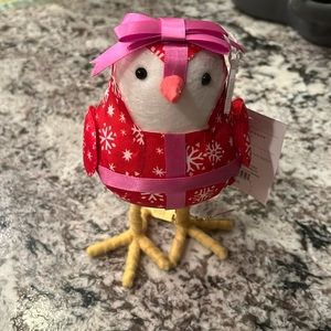 2023 Featherly friends bow